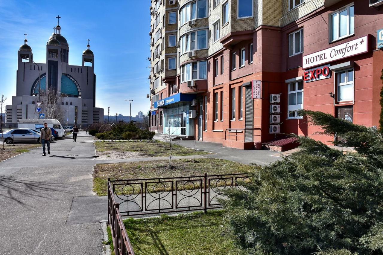 Expo Hotel Comfort Kiev Buitenkant foto