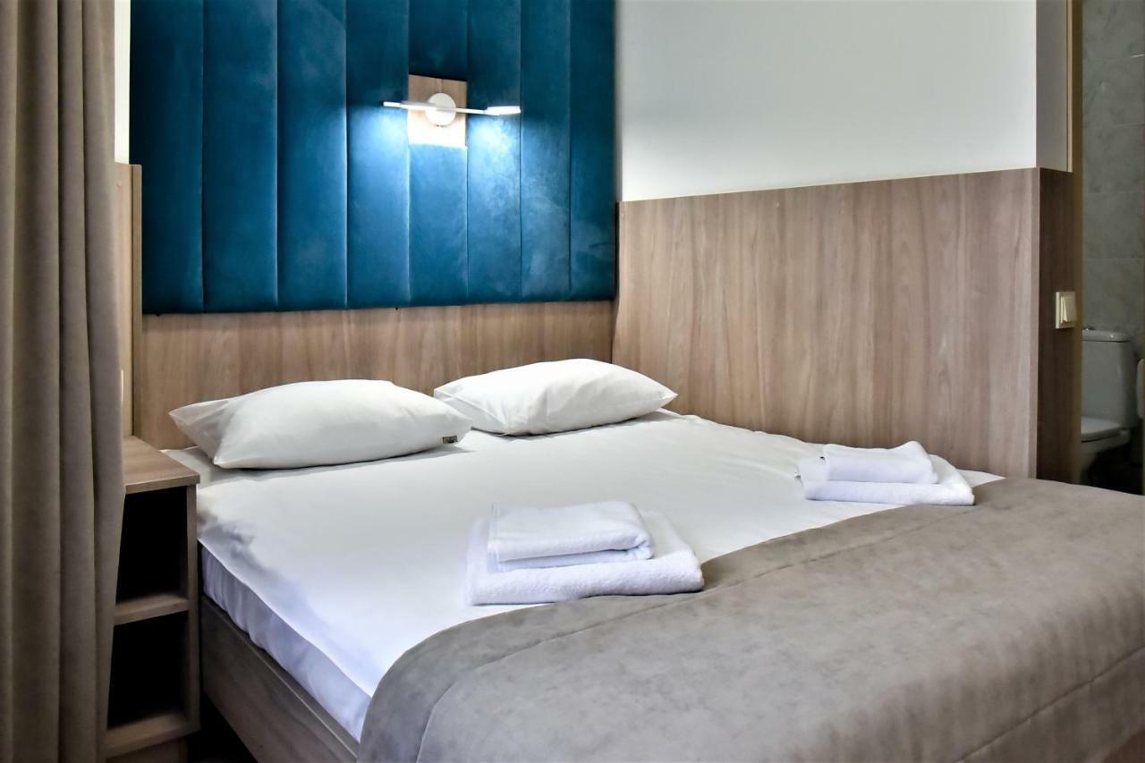 Expo Hotel Comfort Kiev Buitenkant foto